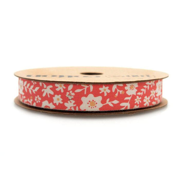 White Flowers Cotton Ribbon, 5/8-Inch, 10 Yards, Red